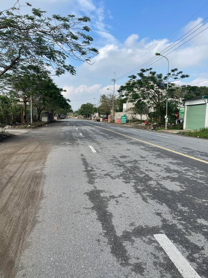 Đất Mê Linh 100m² giá 4 tỷ - Đường to ô tô vào tận nhà!