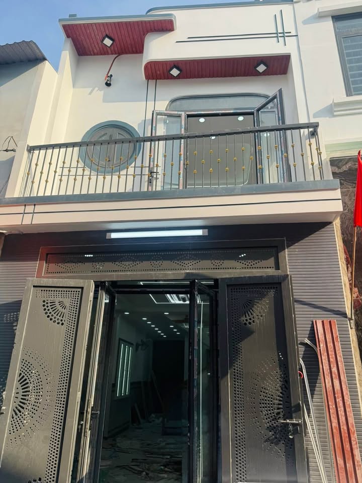 Nhà SHR 1 Trệt 1 Lầu Hẻm Xe Hơi Quận 12 - 4.92 Tỷ