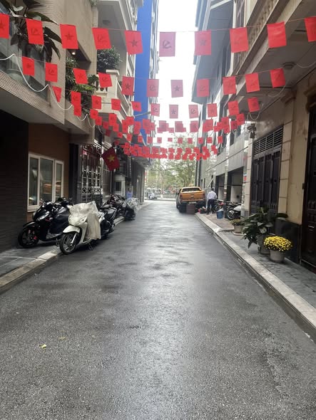 Nhà 60m² 4 tầng mặt phố Nguyễn Đức Cảnh, Hải Phòng - Gần Hồ Tam Bạc