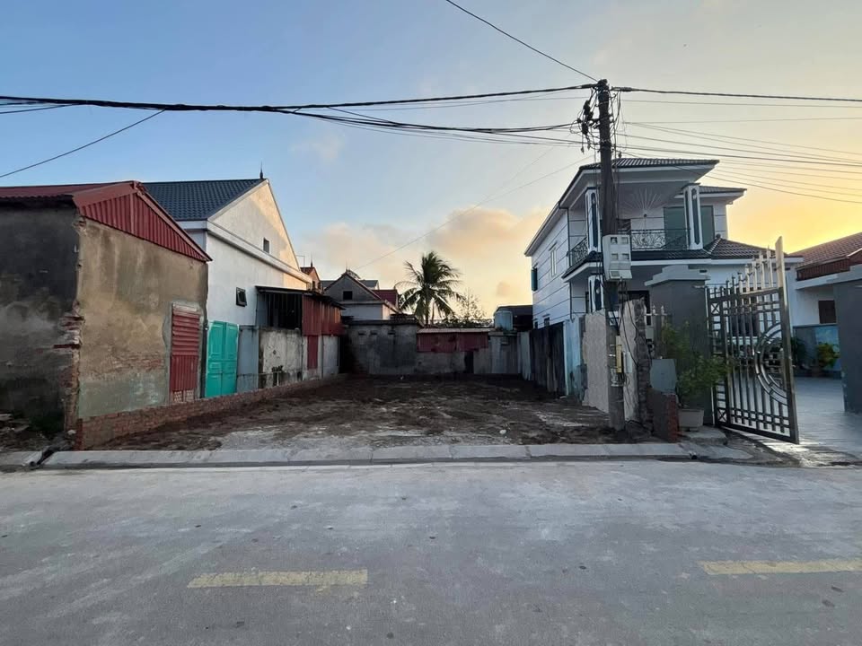 Nhà 3 tầng sổ đỏ chính chủ tại Văn Đẩu, Kiến An, Hải Phòng - 1.7 tỷ