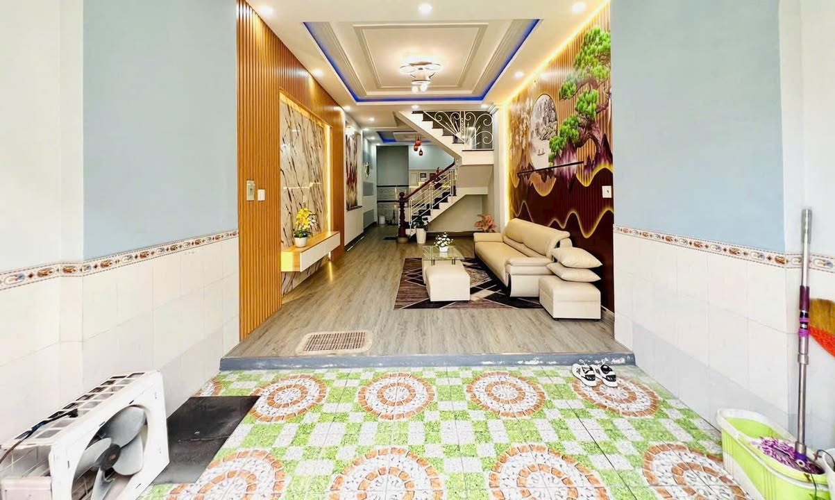 Nhà Hẻm Hiệp Thành 13, Q12 5.4 tỷ - Ô tô vào tận nhà, full nội thất!