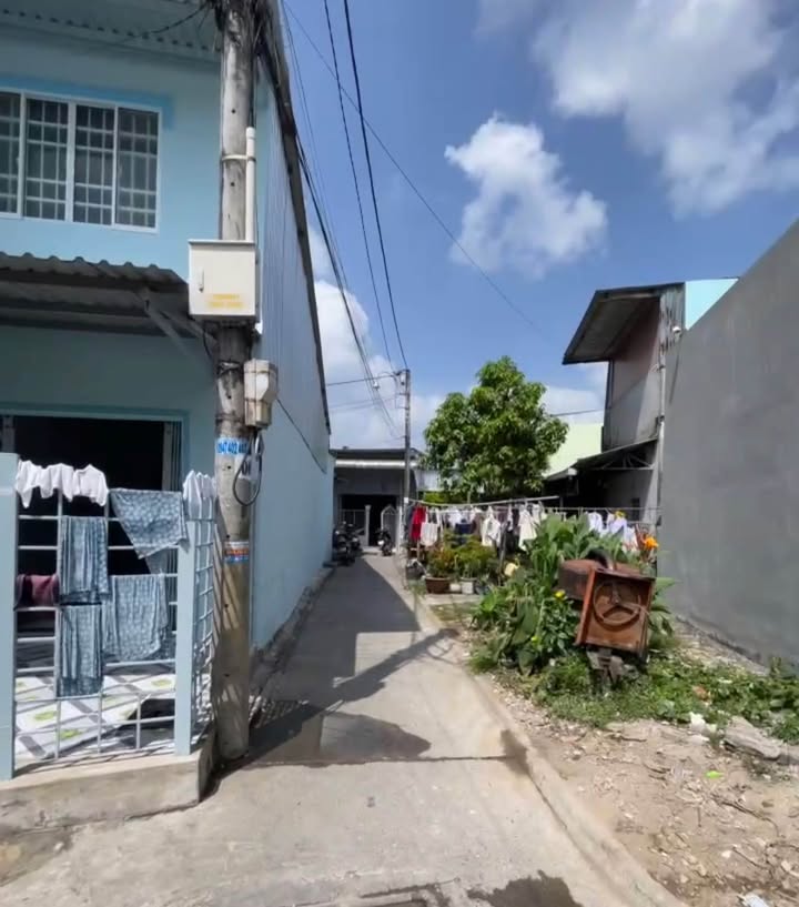 Nhà 2 Mặt Tiền Hẻm 52m² - Gần Chùa Phật Tổ, Cà Mau - Giá Hời 9xx Triệu