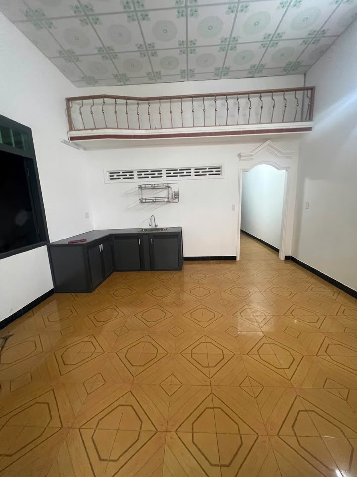 Nhà hẻm Đinh Núp BMT 3PN giá 5 triệu/tháng - Sẵn sàng ở ngay!