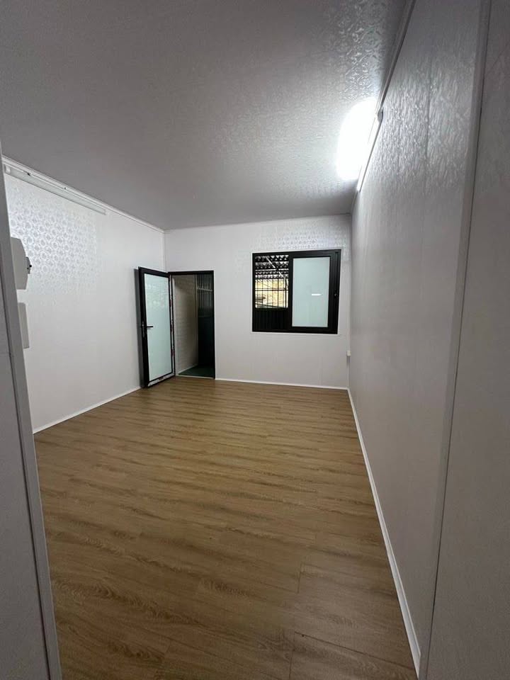 Căn hộ tập thể Nguyễn Công Trứ 80m² giá 4.35 tỷ - Sổ đỏ sẵn sàng giao dịch!