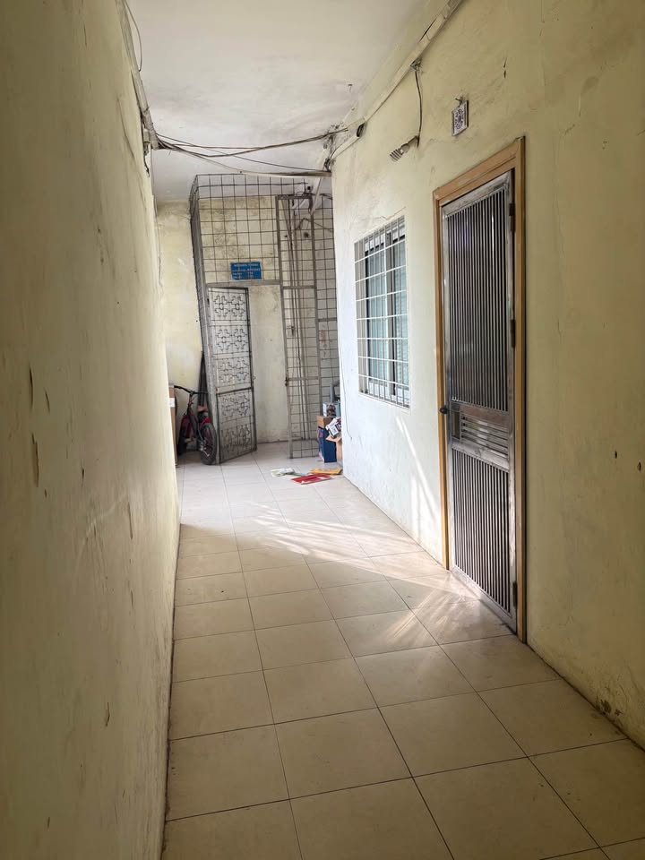 Nhà mặt phố Nguyễn Khắc Nhu Ba Đình 50m² 5.2 tỷ - Mặt tiền kinh doanh