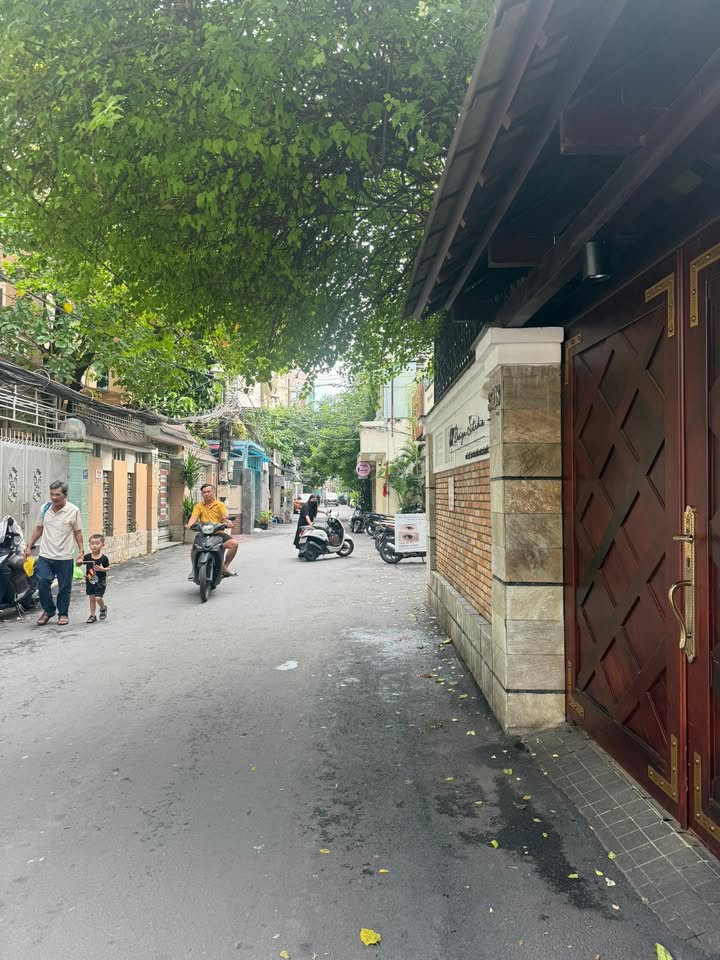 Nhà riêng Lê Văn Sỹ Q3 80m² 17.5 tỷ - Vị trí đẹp, hẻm kinh doanh!