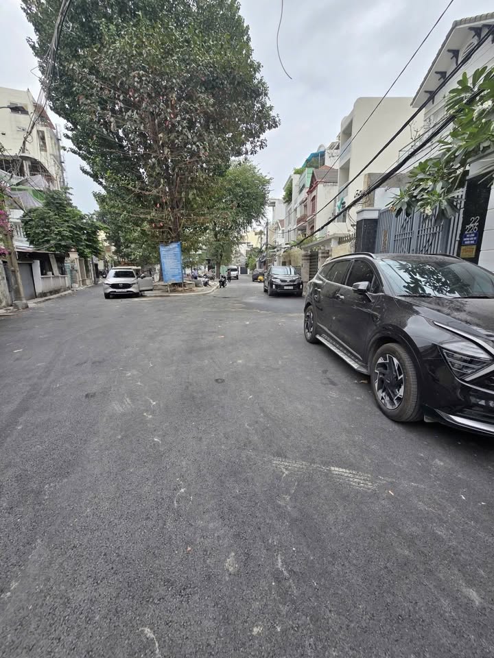 Nhà Phố Lê Văn Sỹ Quận 3 85m² - Ô tô vào tận nhà, sổ hồng ngay!