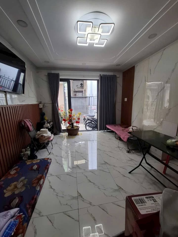 Nhà 2 Tầng 32m² Hiệp Bình Chánh, Thủ Đức - Giá 1.85 Tỷ TL