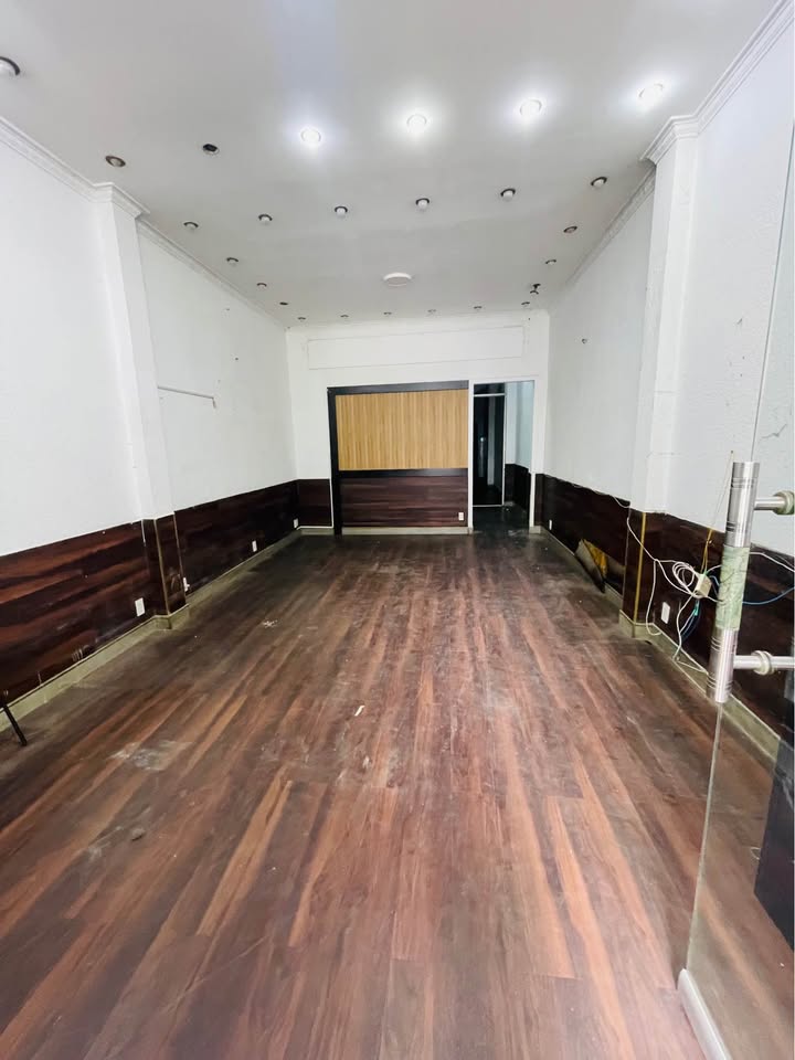 Nhà mặt tiền Bàu Cát Đôi, Tân Bình 72m² 25 triệu - Mặt tiền kinh doanh