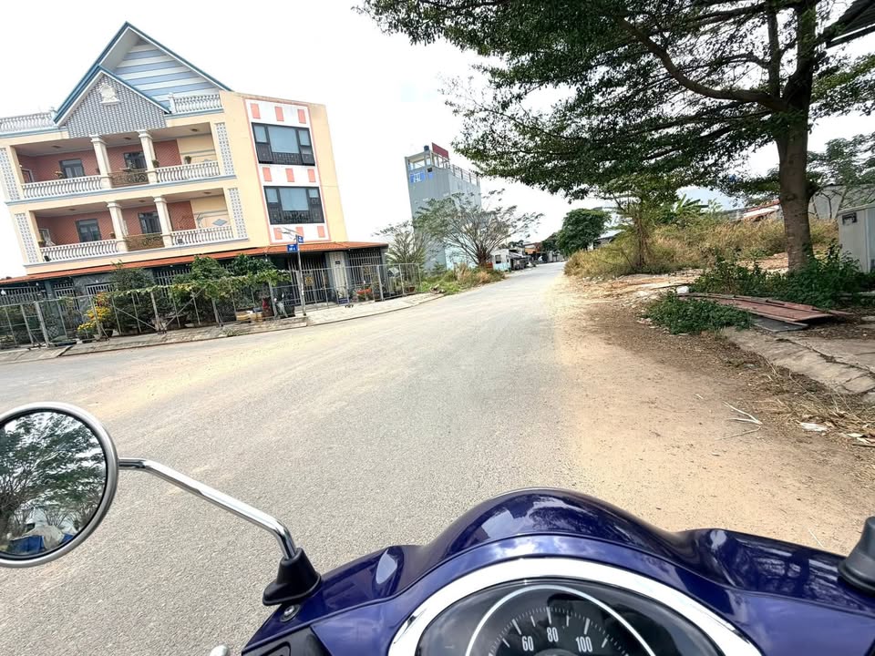 Đất nền KDC Hưng Gia Bến Lức 120m² - Sổ đỏ chính chủ, tiềm năng sinh lời!