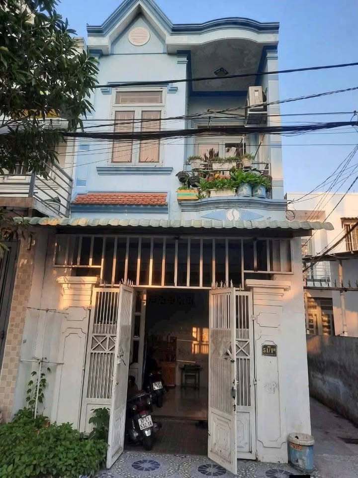 Cho thuê nhà 64m² đường nhựa 6m, 3PN, gần Chợ Bà Điểm - Hóc Môn