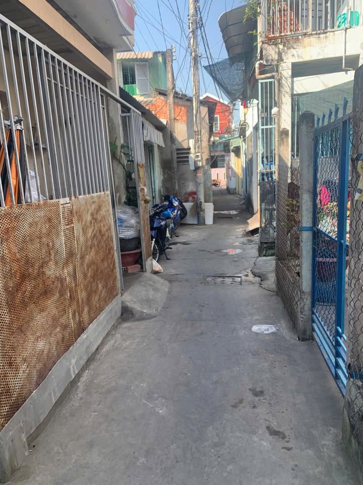 Nhà Riêng 2 Mặt Tiền Mỹ Tho 57m² - Sổ Hồng Sẵn, 950 Triệu!