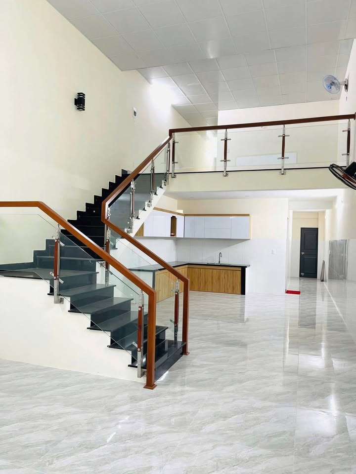 Nhà Mặt Tiền Phạm Đình Bân Đà Nẵng 9 Triệu/Tháng - Mặt Tiền Kinh Doanh!