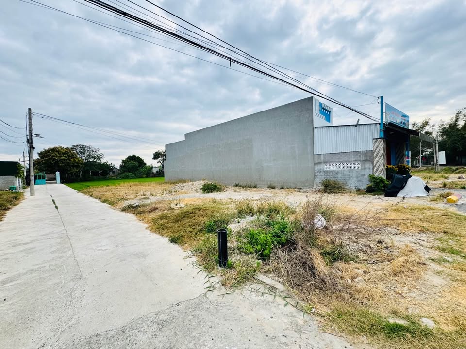 Đất nền Ninh Phước 125m² giá 1.05 tỷ - Sổ đỏ chính chủ, mặt tiền nhựa!