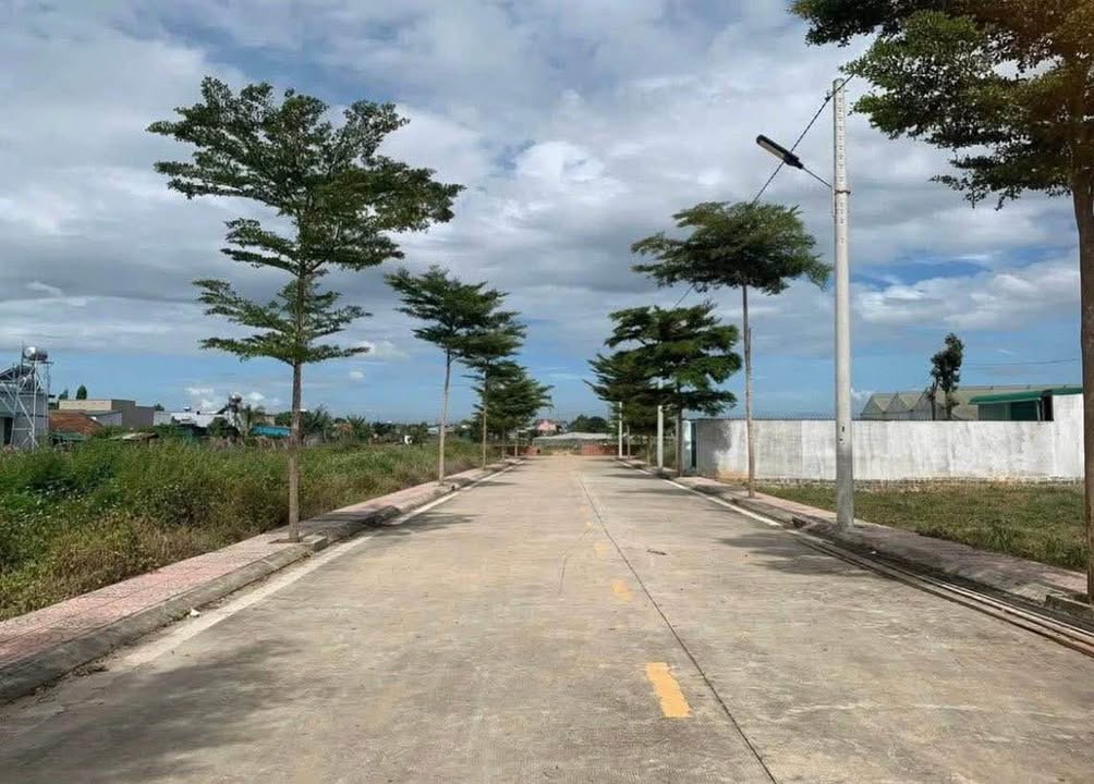 Đất nền Đức Trọng 120m² - Sổ đỏ chính chủ, xây dựng tự do!