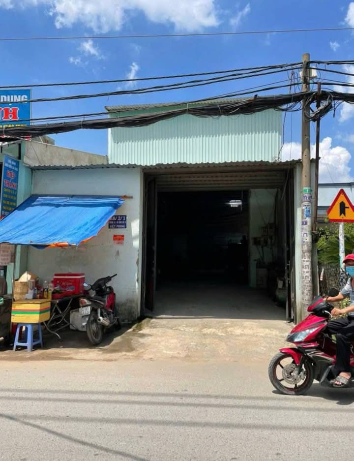 Kho 300m² Đường 1A Bình Chánh - Mặt tiền kinh doanh, hoạt động ngay!