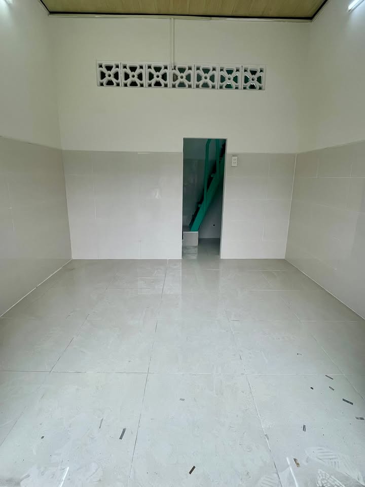 Nhà Nguyên Căn Âu Cơ 19m² giá 5.5 triệu - Sẵn sàng ở ngay!