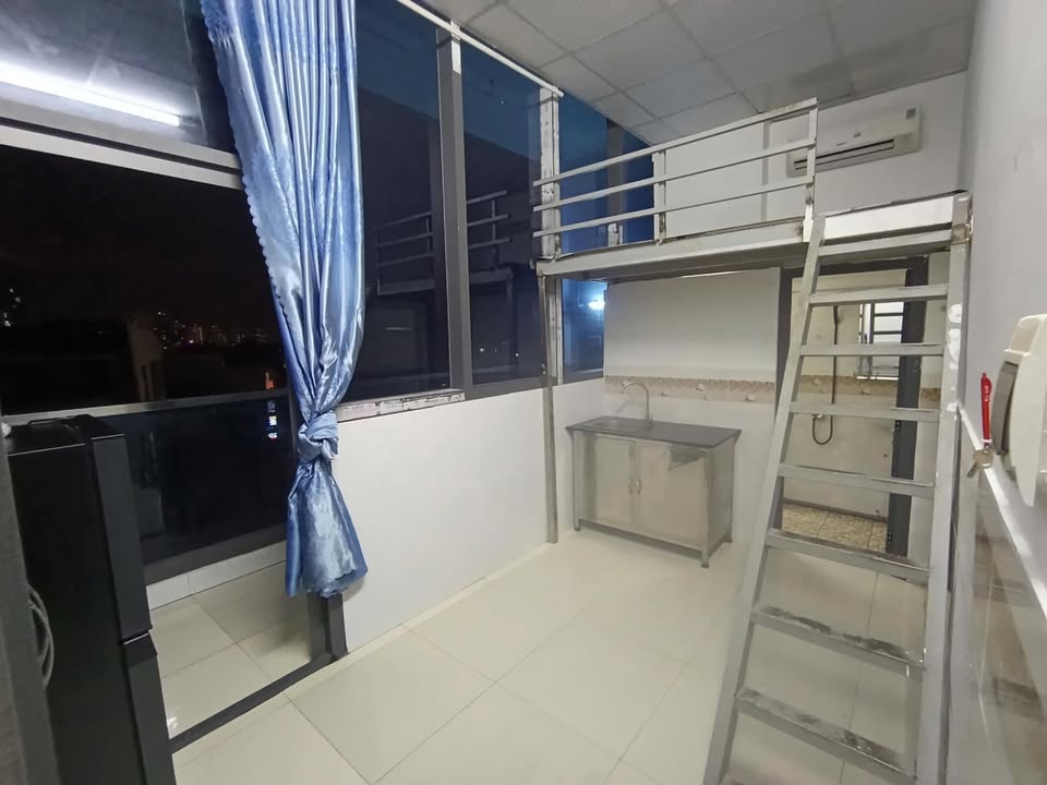 Phòng cho thuê Quận Tân Phú 4.2 triệu - An ninh 24/7, giờ giấc tự do!