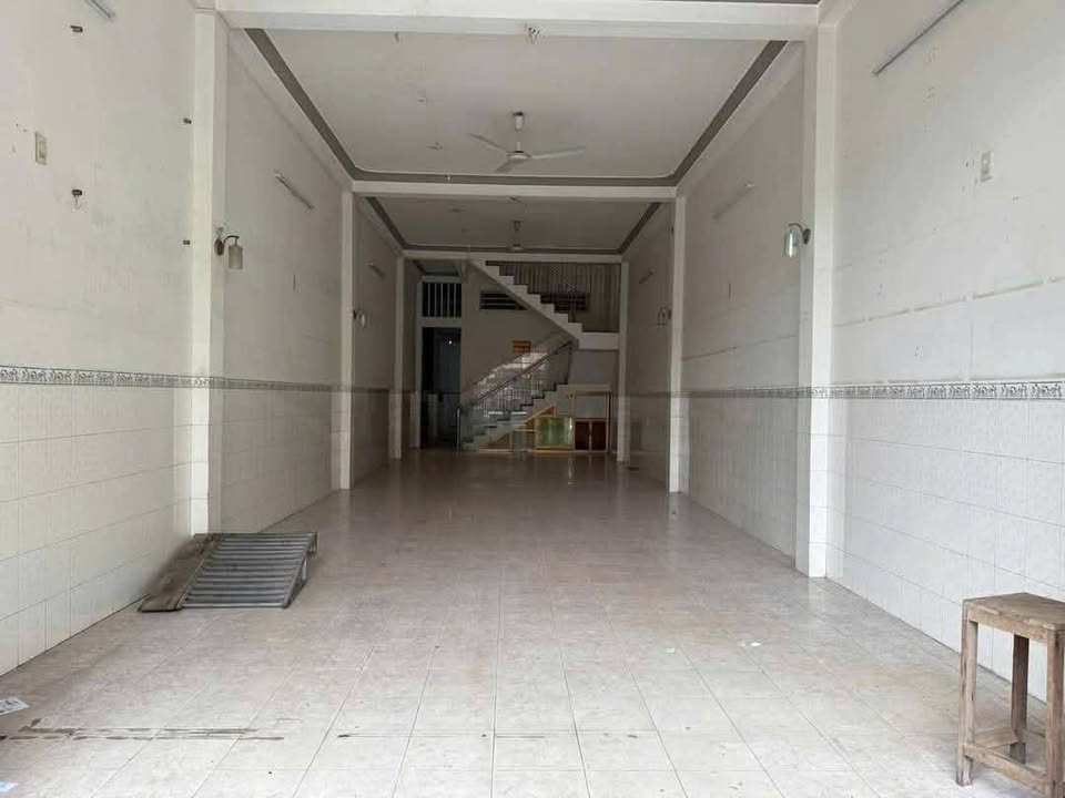 Nhà Nguyên Căn Mặt Tiền Trần Hưng Đạo, Quy Nhơn - Kinh Doanh Thoải Mái