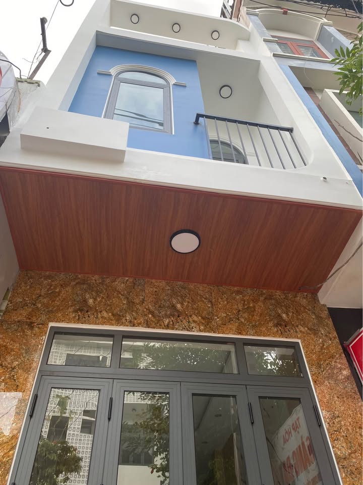 Nhà phố Hoàng Văn Thụ Quy Nhơn 42m² - Mặt tiền kinh doanh đắc địa!