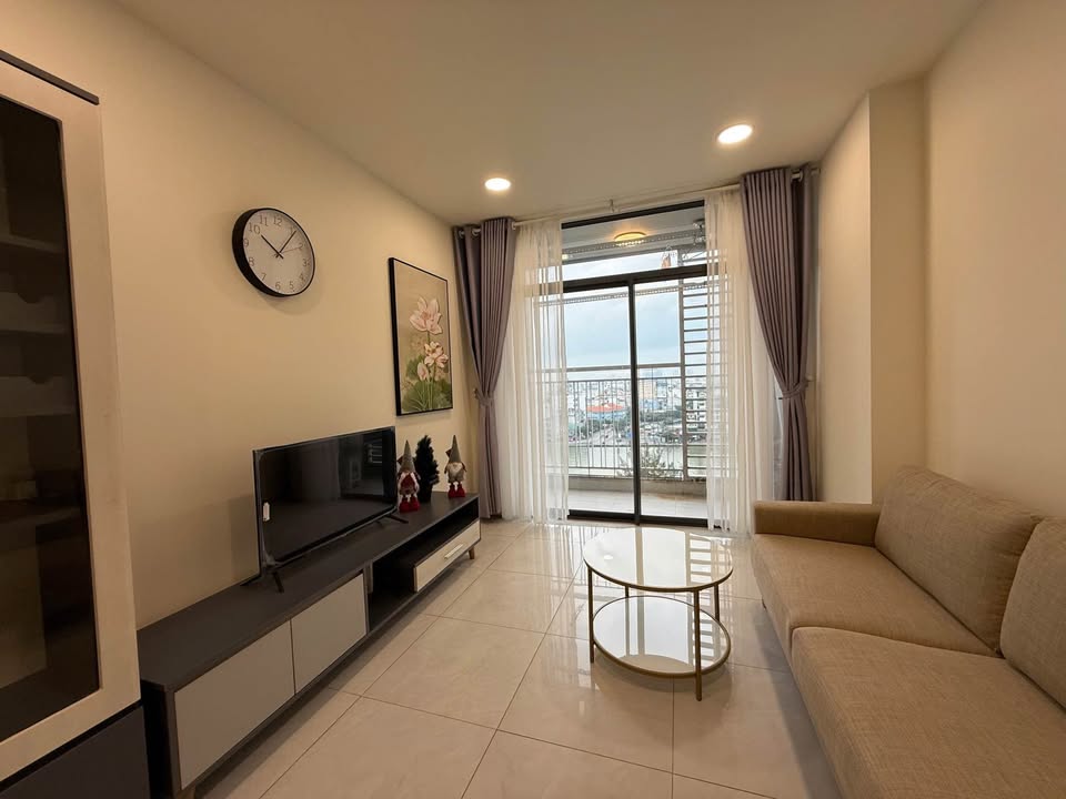 Cho thuê căn hộ Riva Park Quận 4, 80m², 2PN, Full nội thất, view sông