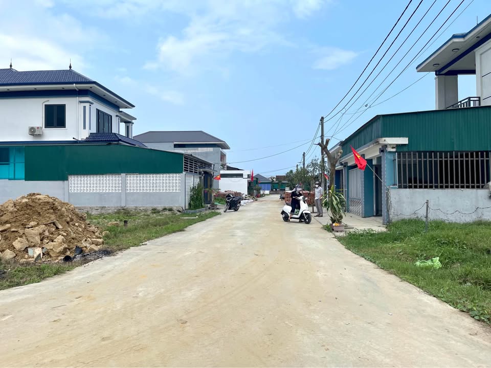 Đất nền Đồng Môn Hà Tĩnh 170m² - Tiềm năng tăng giá cao!