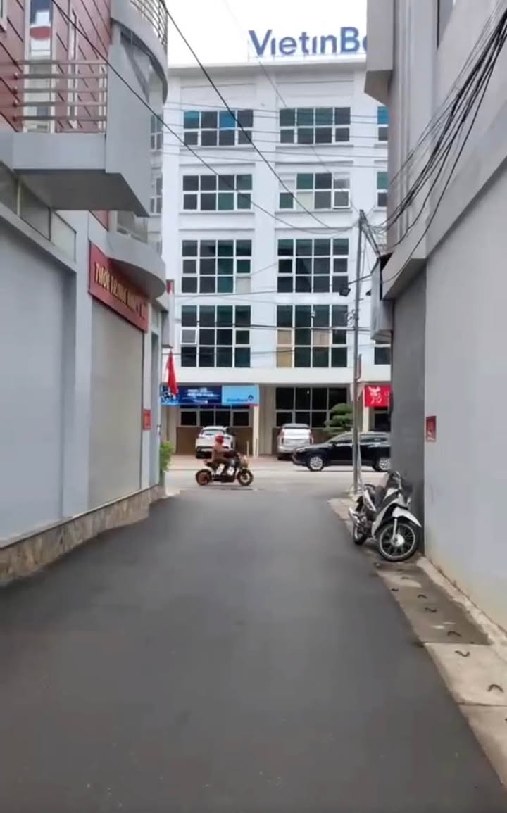 Bán Đất Trung Tâm Sơn La 67m² - Mặt Tiền 5m, Giá Hơn 9xx Triệu