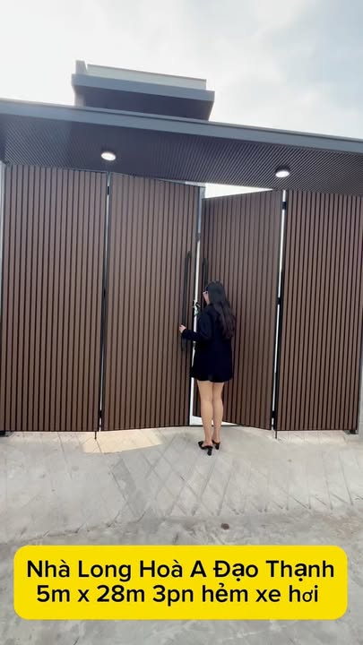 Nhà riêng 140m² P.5 Mỹ Tho - Hẻm xe hơi, tiện nghi!