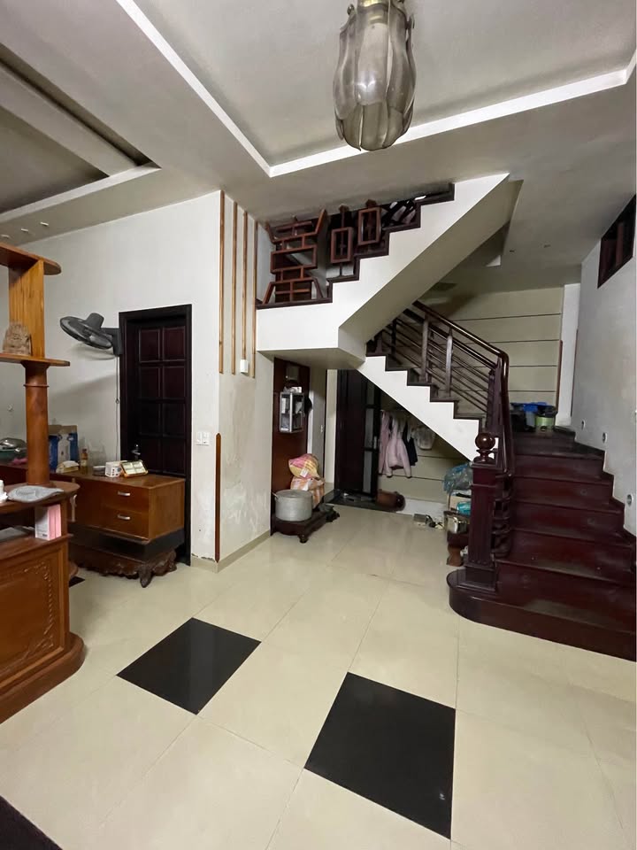 Nhà nguyên căn Huế 179m² Hùng Vương - Vị trí đẹp, kinh doanh đỉnh!