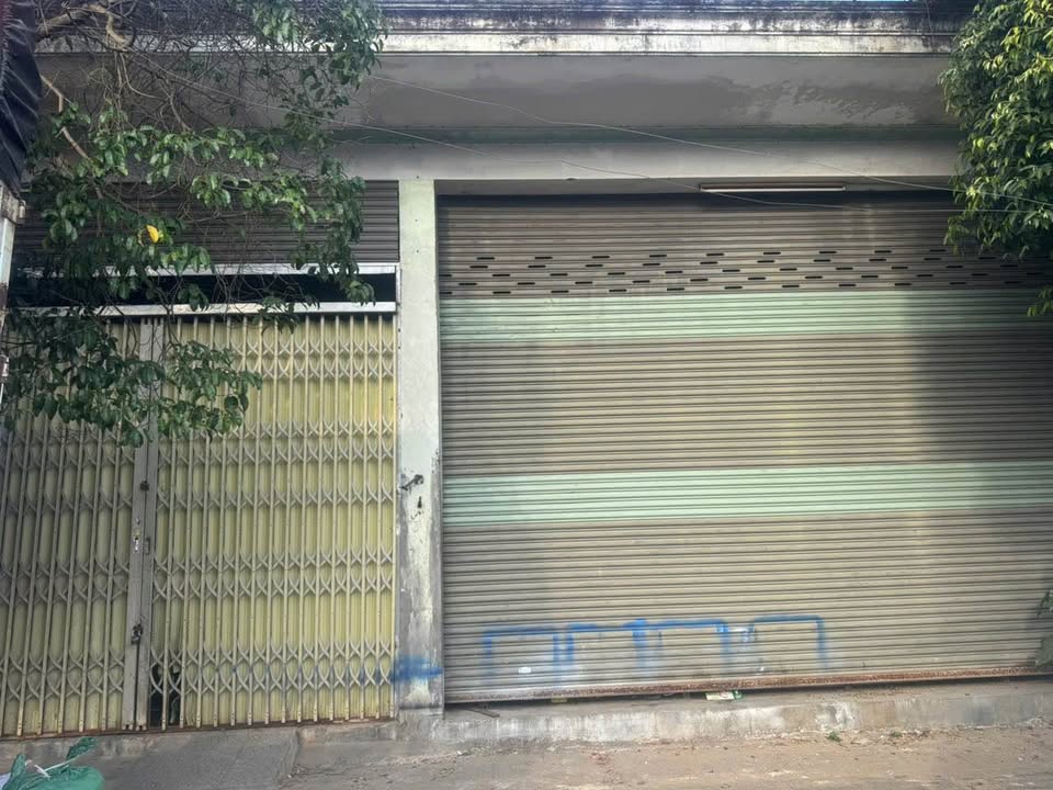 Mặt Bằng 200m² Lê Duẩn, Huế - Giá 15 Triệu, Sẵn Sàng Kinh Doanh