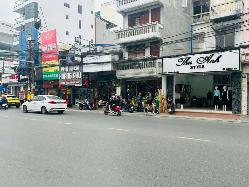 Nhà Mặt Tiền Trần Nguyên Hãn, Hải Phòng - 190m² Kinh Doanh Đỉnh Cao
