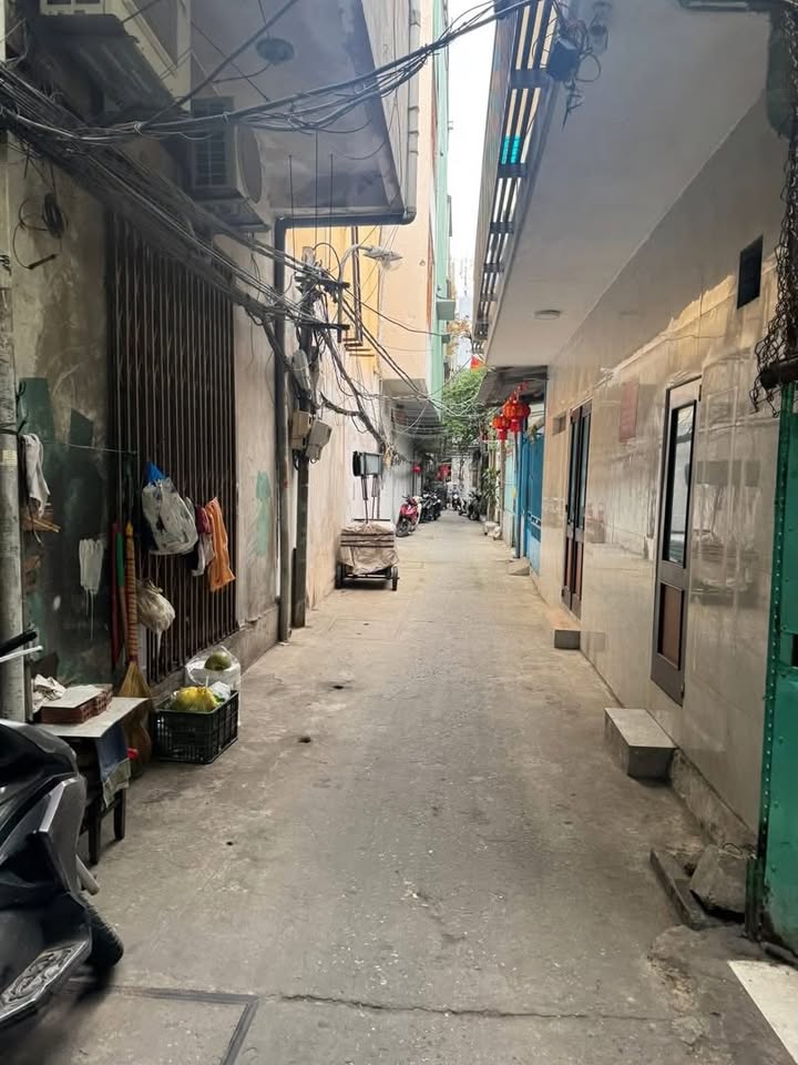 Nhà riêng 3 tầng Nguyễn Văn Linh, 50m², 5 triệu/tháng - Sẵn sàng ở ngay!