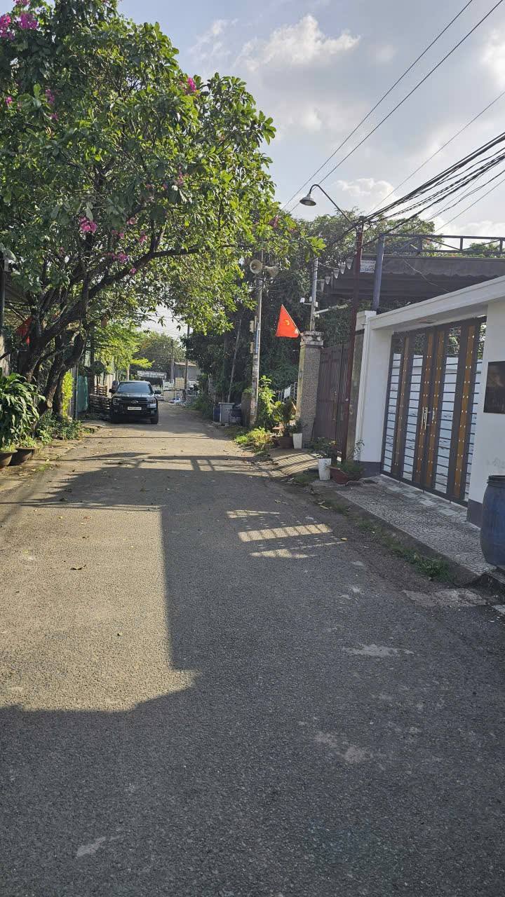 Nhà Thái Kiên Cố Tại Trảng Bom - Sổ Riêng 100m² - Giá Thương Lượng