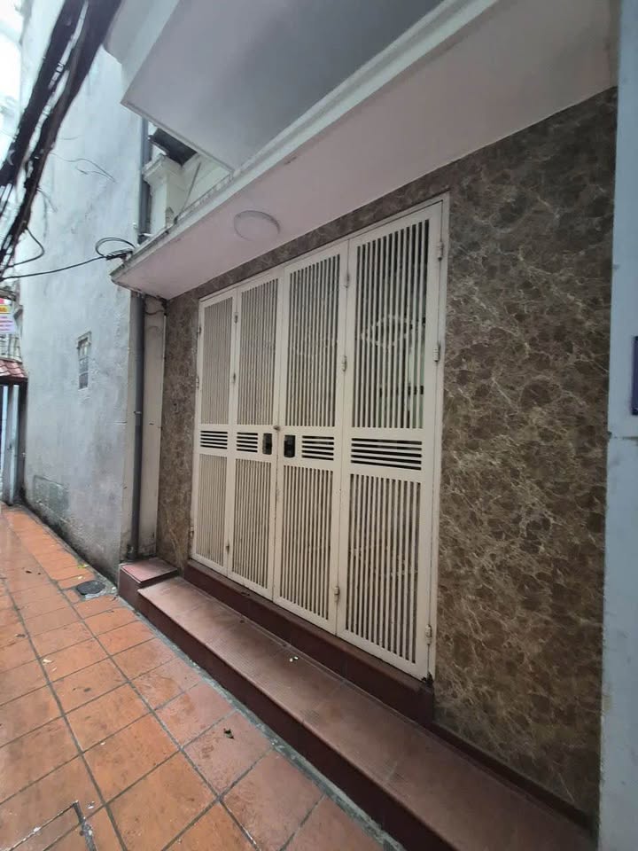 Nhà 53m² Hoàng Mai - 5 Tầng Dòng Tiền 10 Tỷ: Đầu Tư Sinh Lời