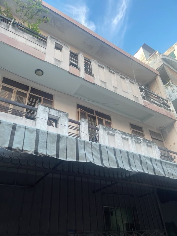 Nhà Phố Nguyễn Lâm, Q10 68m² - Mặt tiền kinh doanh đắc địa!