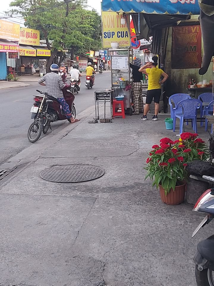 Nhà Xuân Thới Đông Hóc Môn 55m² - Giá 1.65 Tỷ, Sẵn Sàng Ở Ngay