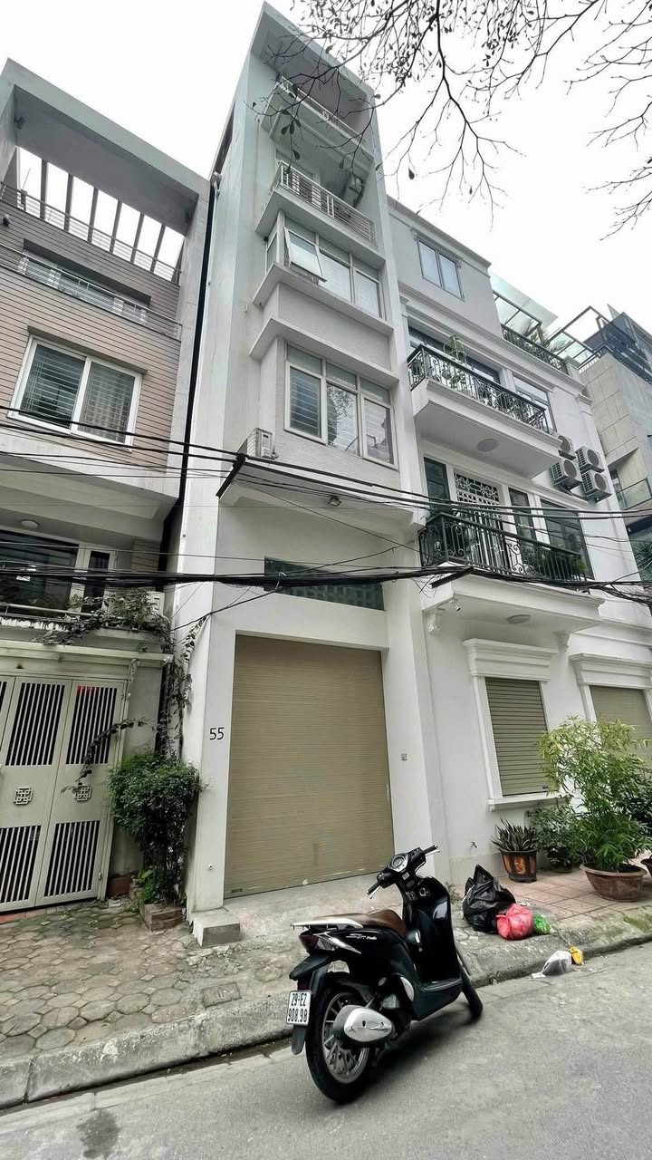 Nhà Phố Lâm Hạ Long Biên 40m² - Đầu tư sinh lời, ô tô vào nhà!