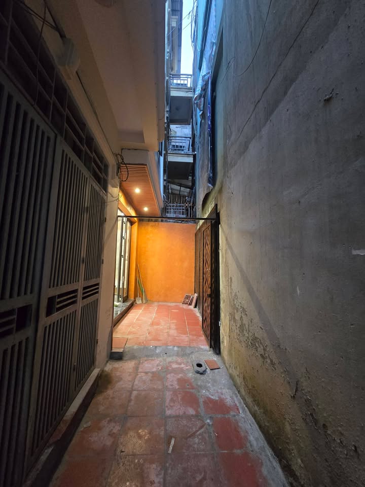 Nhà 3 Tầng 47m² Ngọc Thụy, Long Biên - Sổ Đỏ Vuông Vắn, Tặng Full Nội Thất