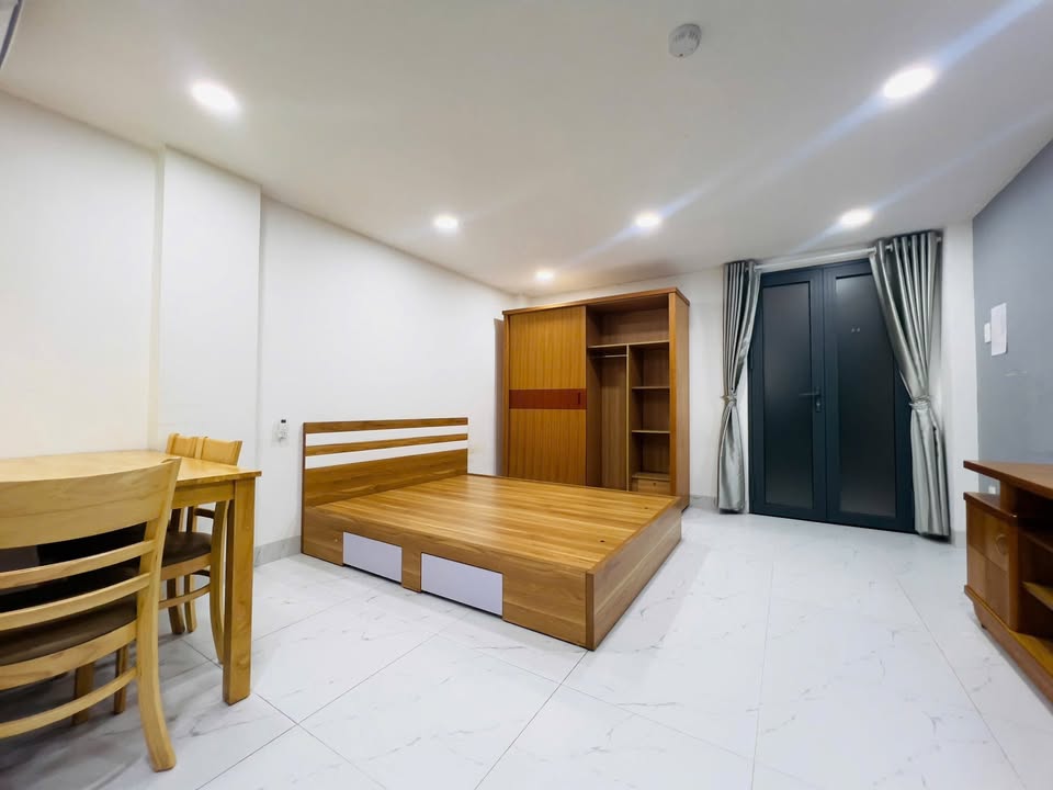 Nhà Riêng Lê Quốc Trinh Tân Phú - Full Nội Thất, Giá Tốt Hiếm Có!