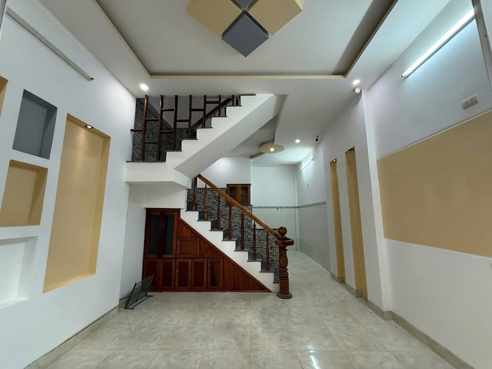 Nhà riêng Nguyễn Thái Học Quy Nhơn 40m² giá 2.75 tỷ - Sẵn sàng ở ngay!