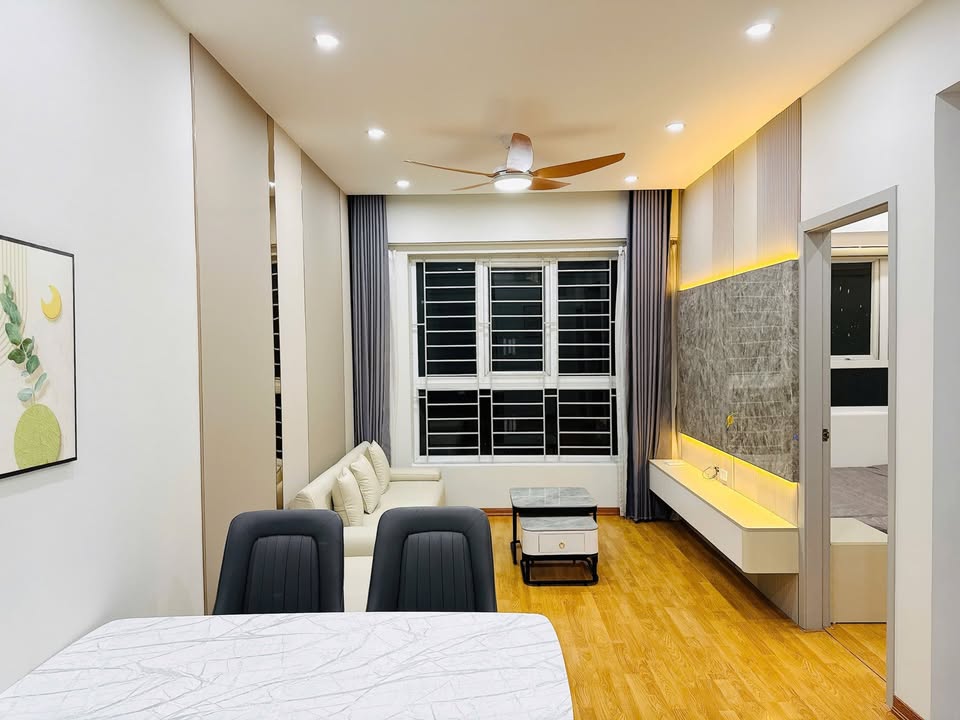 Căn hộ EHome 3 Chí Linh 66m² full nội thất - View hồ thoáng mát
