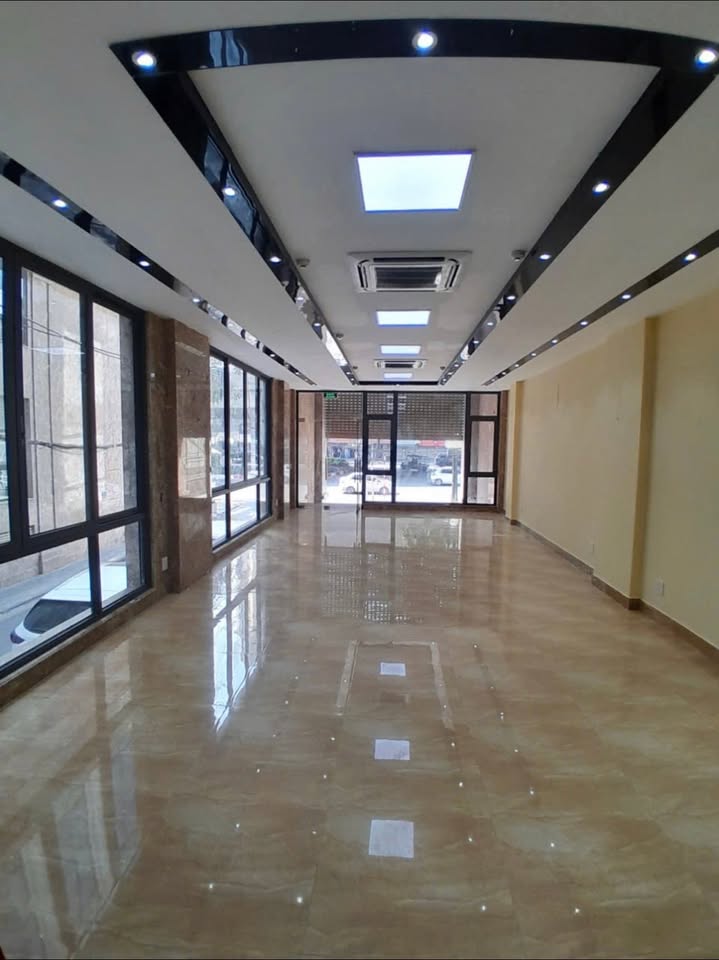 Văn phòng Khuất Duy Tiến 120m² - Sẵn sàng làm việc!