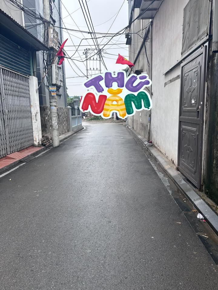 Đất Nền Ngoại Giao Đoàn Bắc Từ Liêm 70m² giá 4 tỷ - Sổ Đỏ Chính Chủ, Đường Ô Tô!