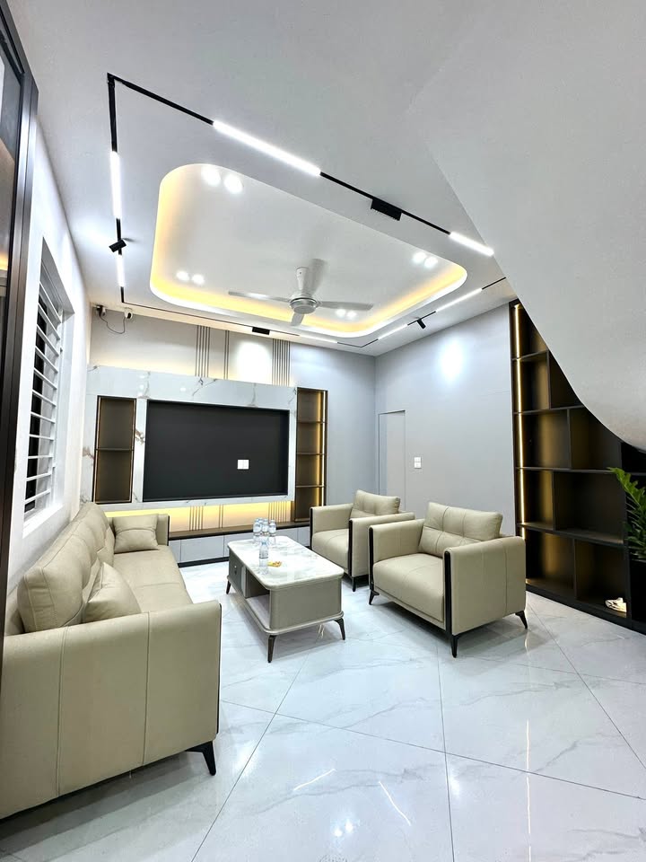 Nhà Riêng Minh Khai, Hoàng Mai 50m² - Full nội thất, về ở ngay!