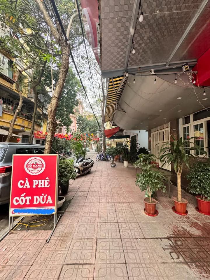 Nhà Mặt Tiền Kinh Doanh Vĩnh Phúc, Ba Đình 80m² - Vỉa Hè Rộng