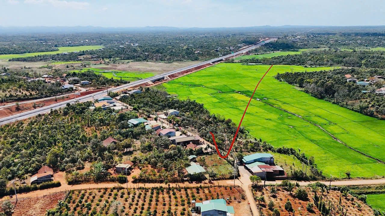 Đất nền Ea KNuec, Krông Pắc 250m² - Sổ đỏ chính chủ!