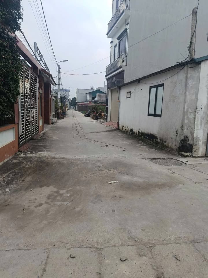 Đất Mê Linh 64m² - Ngõ Ô Tô Tránh, Sổ Sẵn, Giá 4 Tỷ, Đón Sóng Cầu Thượng Cát