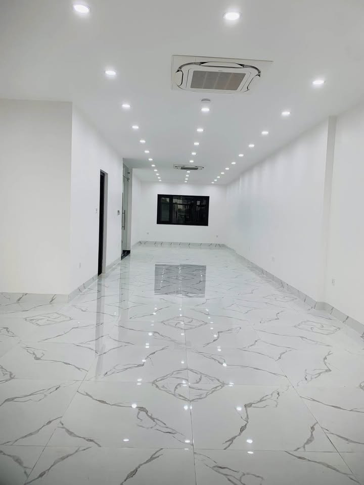 Văn phòng HD MON Nam Từ Liêm 130m² - Sẵn sàng làm việc!