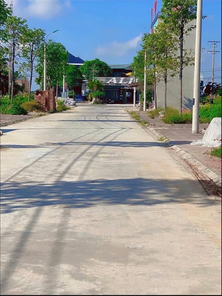 Đất nền Nga Sơn 100m² 1.3x tỷ - Sổ đỏ chính chủ, tiềm năng sinh lời!