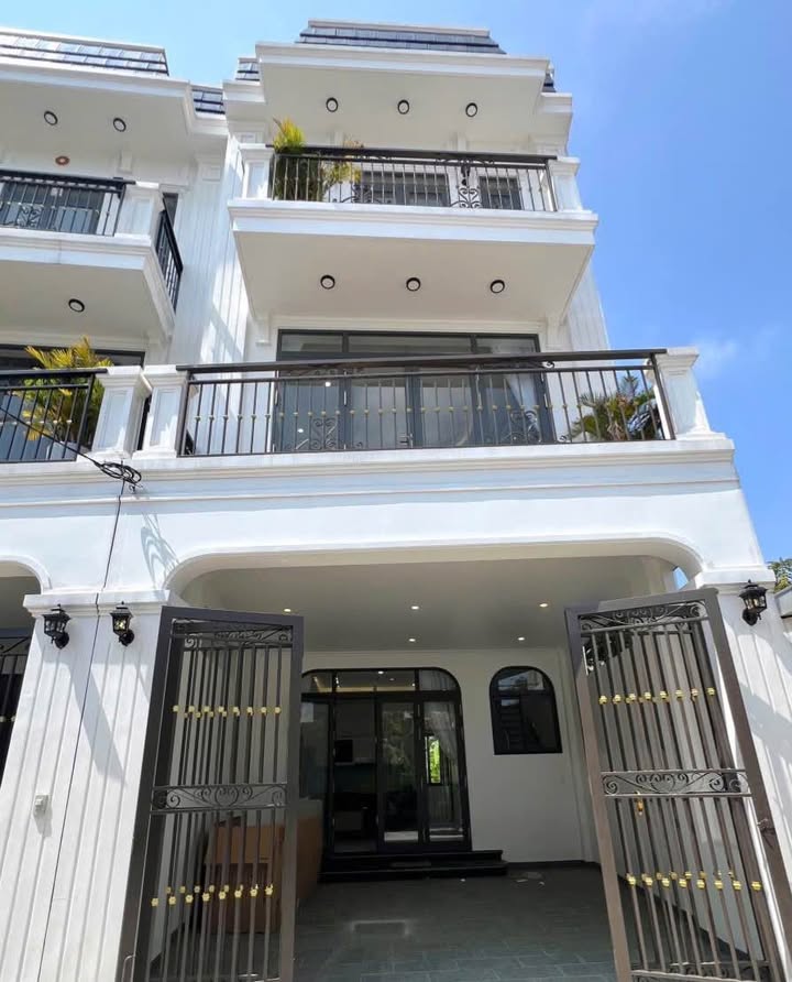 Nhà 3 Tầng Phường Vỹ Dạ, Huế - 69m² Sổ Hồng Hoàn Công, Giá 3.3 Tỷ